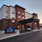 Cobblestone Hotel & Suites - De Pere/Green Bay