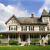 Raritan Inn