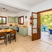 Rhodia Beach Villa in Ithaki