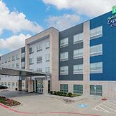 Holiday Inn Express & Suites Dallas – Plano North by IHG