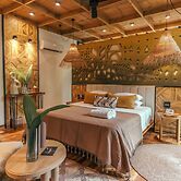 awā Beachfront Hotel