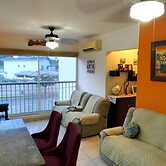 Room in Guest Room - Room in Comfortable Apartment Located on the Beac