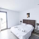 Brand new Spacious 1bd apt With City View