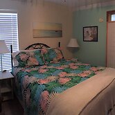 Candlelight Cottages by the Beach