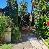 Albufeira Cozy Garden T2 Near the Beach