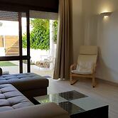 Magnific Studio With a Cozy Garden 5 Minutes to the Beach