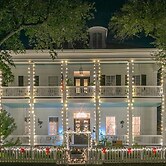 Adams League Historic Inn