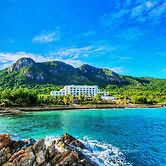 Orson Hotel & Resort Con Dao