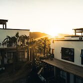 Hotel So Far So Good