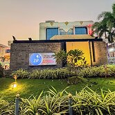 Zip By Spree Hotels Surabi International Vellore