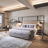 Cama Luxury Suites Glyfada