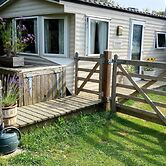 Cosy, Quiet Static Caravan, Mawgan Porth, St Eval