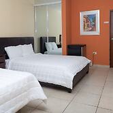 Red Sunset Beach Club