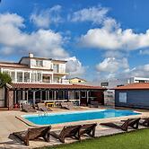 FreeSurfCamp
