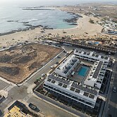 Esmeralda Cotillo Homes by LIVVO