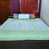 Goroomgo Roxy DX Gaya