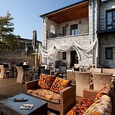 Nisista Lodge Mountain View