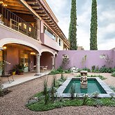 HOLT Magnificent 6BR Villa in Malanquin Golf Club