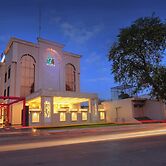 Wingston A TreeHouse Hotel Barsana
