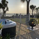 Seaview Cottage on the Island
