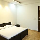 Shivoham Yoga Retreat - Spacious and Fully Equipped Apartment in Tranq