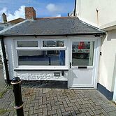 1 Bed Cottage - Sleeps 2 - Parking - Wifi