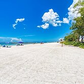 AMI Lighthouse Cottage-one Minute Walk To The Beach-keyless Locks