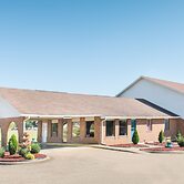Cactus Inn & Suites