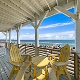 A Shore Thing 1 - Oceanfront And Dog Friendly! Private Beach Access! 3