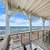 A Shore Thing 2 - Oceanfront And Pet Friendly Home - See The Sunrise, 