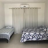 Casa Espetacular c piscina 80m da PRAIA