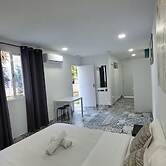 AYZ Silvela - Auto check-in property