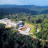 Montrose Golf Resort & Spa