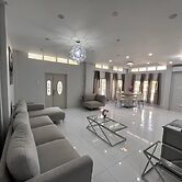 Gulfview Townhouse With Pool and Jacuzzi