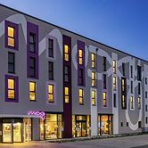 Moxy Simmern