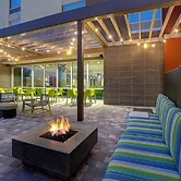 Home2 Suites by Hilton Lakewood Ranch