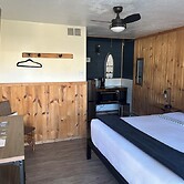 Columbia Point Resort