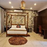 1B-Wild Heritage-101 N By bnbmehomes