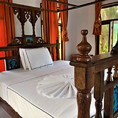 Asante Sana Beachfront Hotel