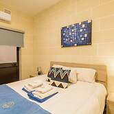Ta'Siku Gozitan villa + Pool & hot tub