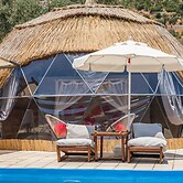 Kabak Freedom Deluxe Hotel