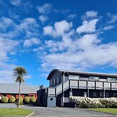 LKNZ Lodge & Cafe