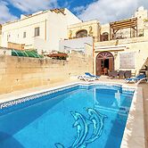 Villayana Gozitan Farmhouse with pool