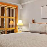 PENTHOUSE in the HEART of Panorama Village | TRUE Ski In/Out | Pools &