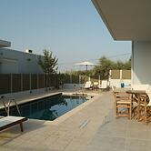 Hello Village Chania