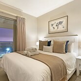 Big Bay Beach Club 21