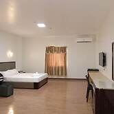 Meaco Royal Hotel- Lucena