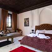 Palace With 2 Villas and 2 Swimming Pools in Sidi Abdellah Ghiat