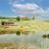 Llyn Cae Ty Nant Fishery Holiday Let