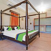 Treebo The Regal House, Near Fateh Sagar Lake